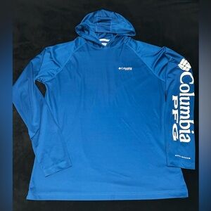 Columbia Blue hooded fishing shirt